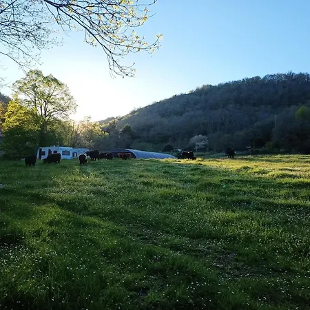 Ferme Les Therondels Camping